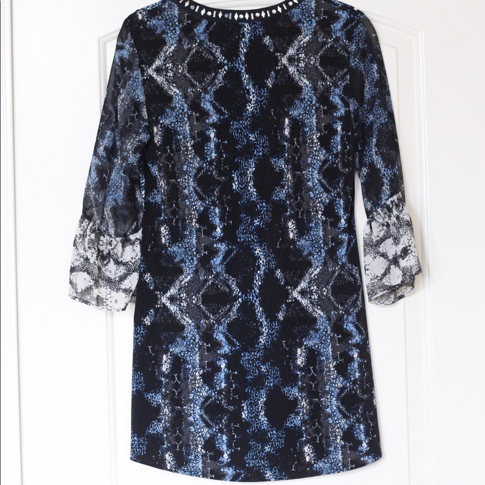 Patterned Top - Picture 3 of 5